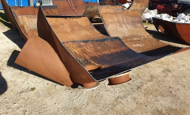 Découpe d'une cuve à fioul à Bandol, Toulon, ALLO FRED